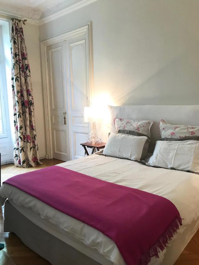 Deluxe Double Room Bath,918403726:JPEG